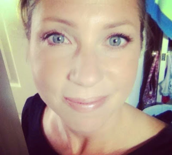 Meet your Posher, Jennifer - Picture 1 of 1